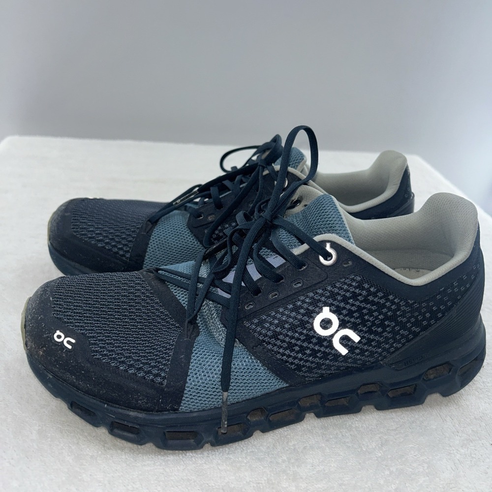 On Cloudstratus Shoes woman's Size 9 Blue CloudTec Running Sneakers - Picture 1 of 8